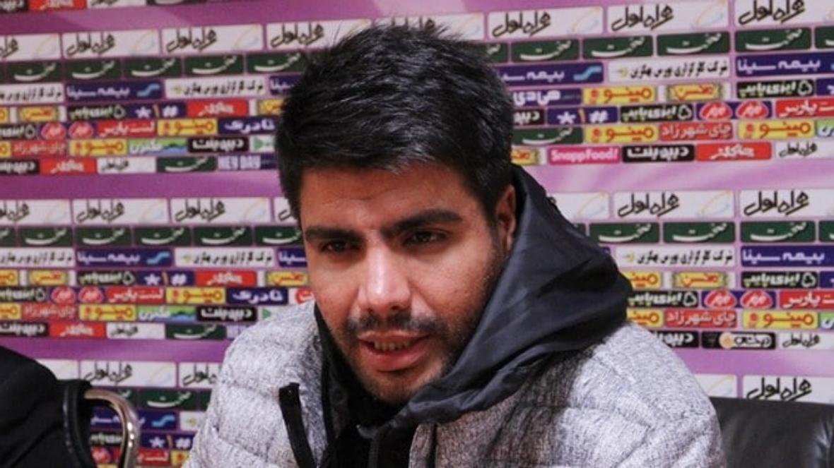 بیاتلو: گل گهر تیم متمولی است، از بابایی به بهترین شکل استفاده بیاتلو: گل گهر تیم متمولی است، از بابایی به بهترین شکل استفاده خواهیم کرد
