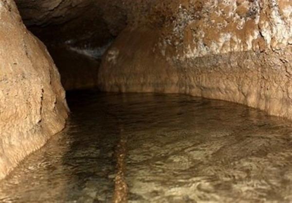 کاهش یک متری آب زیر زمینی در لرستان کاهش یک متری آب زیر زمینی در لرستان